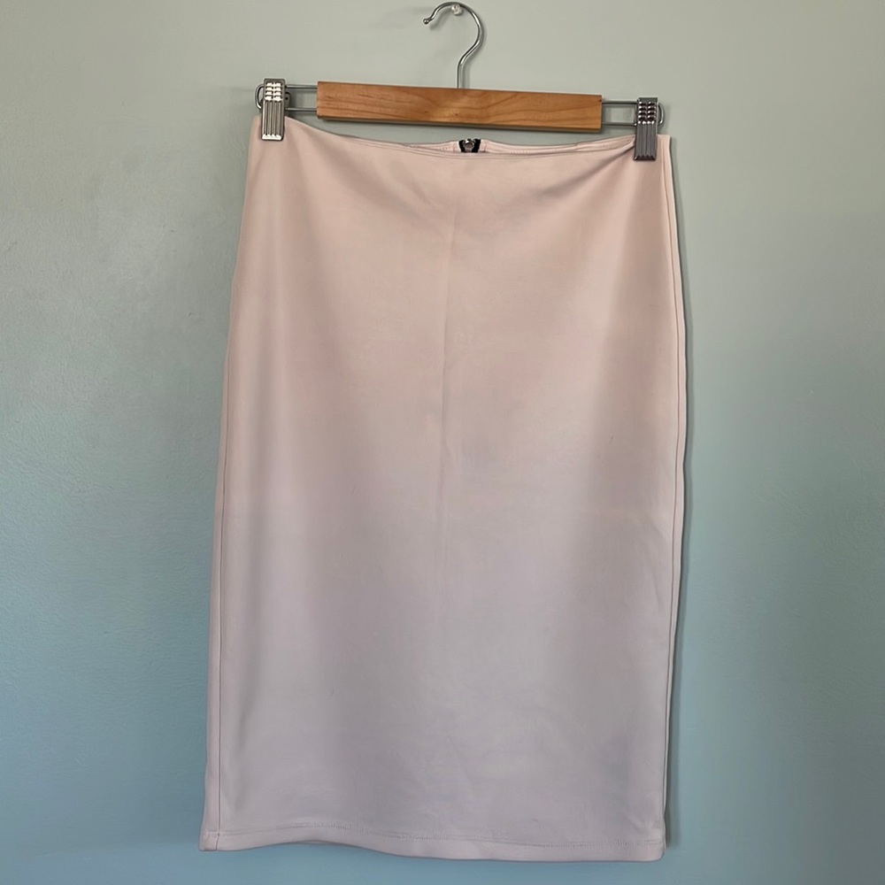 F21 | Double lined light pink pencil skirt with back zipper size small